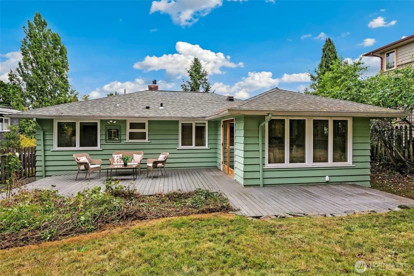 Property photo for 3039 49th Avenue Sw, Seattle photo 24