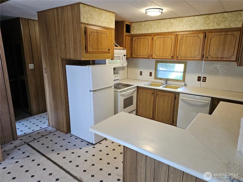 Property photo for 4720 W Davis Road, Bremerton photo 7