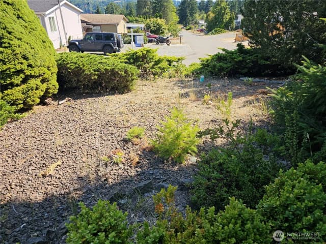 Property photo for 4720 W Davis Road, Bremerton photo 4