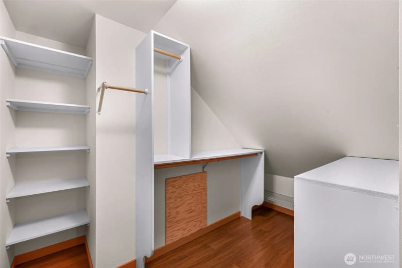 Property photo for 2913 Broad Street, Bellingham photo 21