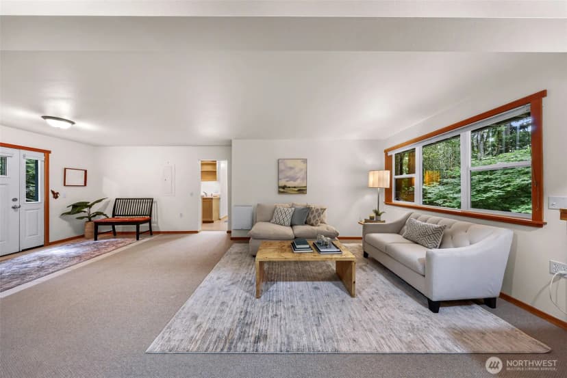 Property photo for 2913 Broad Street, Bellingham photo 9