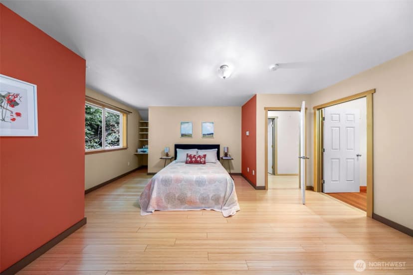 Property photo for 2913 Broad Street, Bellingham photo 18