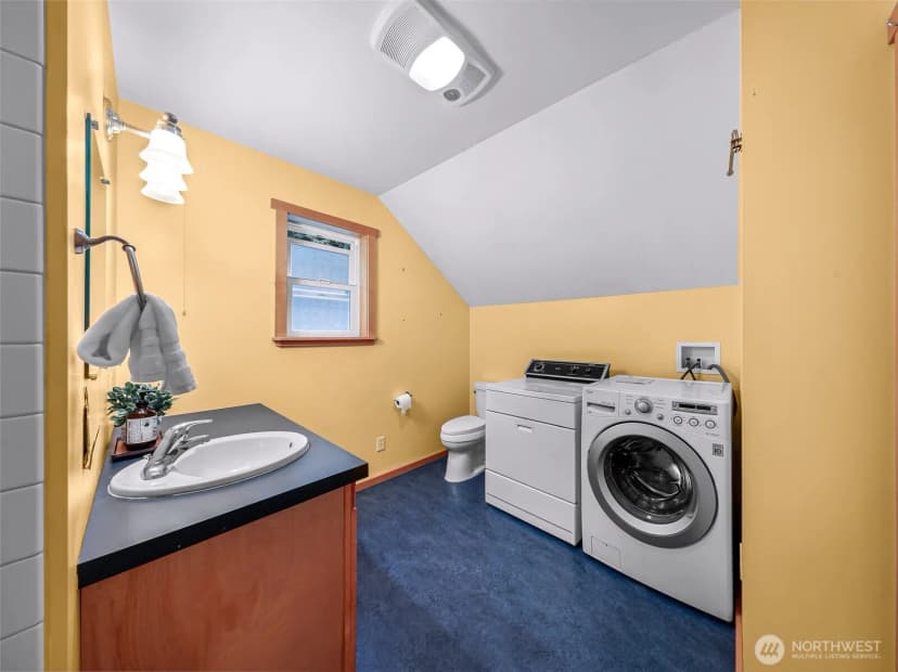 Property photo for 2913 Broad Street, Bellingham photo 30
