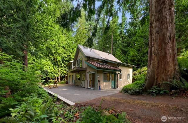 Property photo for 2913 Broad Street, Bellingham