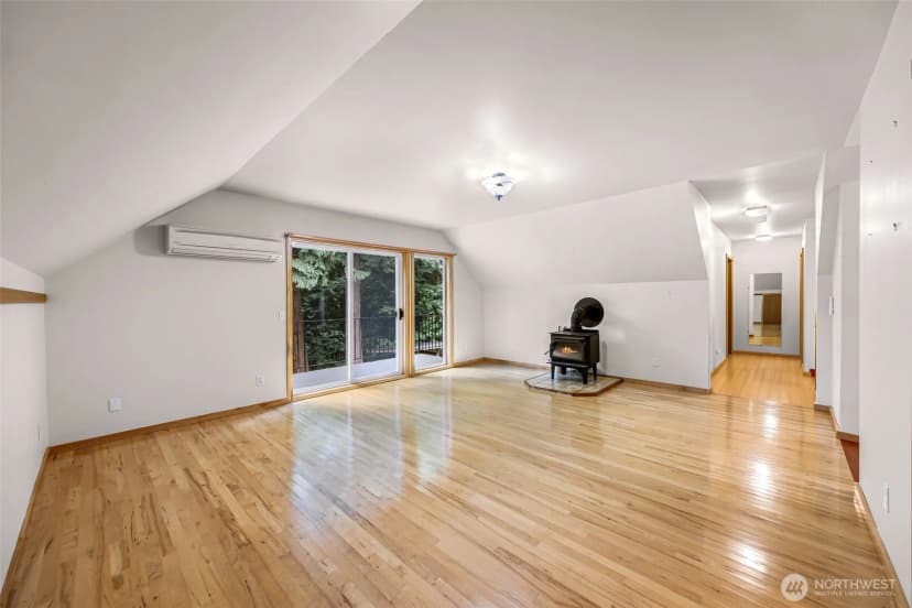 Property photo for 2913 Broad Street, Bellingham photo 26
