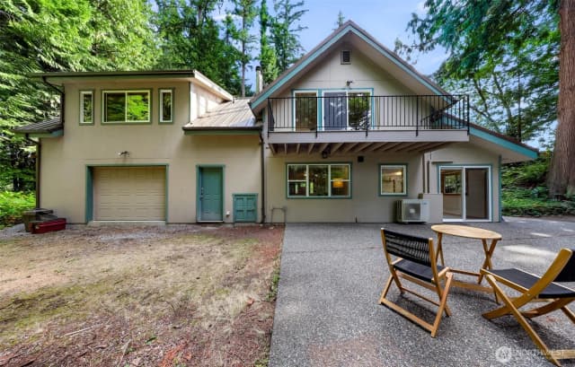 Property photo for 2913 Broad Street, Bellingham photo 2