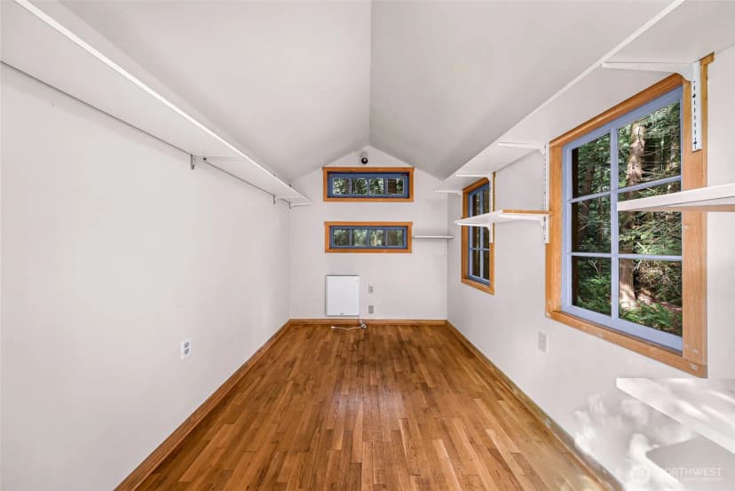 Property photo for 2913 Broad Street, Bellingham photo 34
