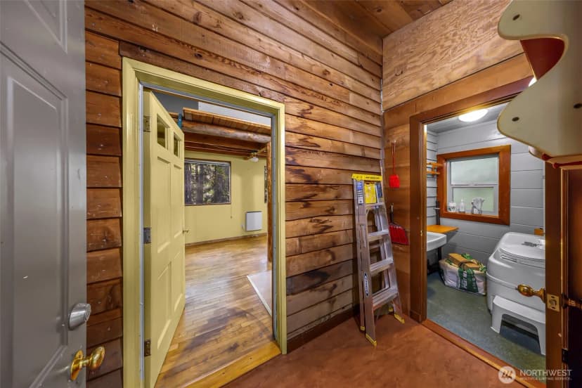 Property photo for 2913 Broad Street, Bellingham photo 36