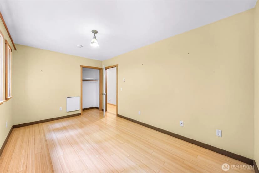 Property photo for 2913 Broad Street, Bellingham photo 22