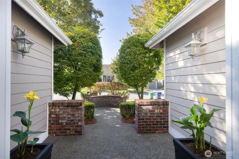 Property photo for 11824 158th Avenue Ne, Redmond photo 32