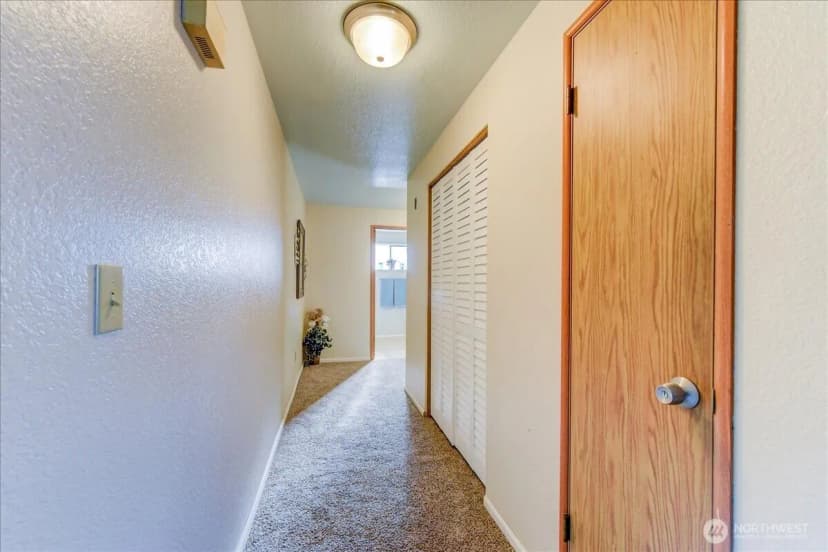 Property photo for 1004 Columbia Avenue #7, Marysville photo 10