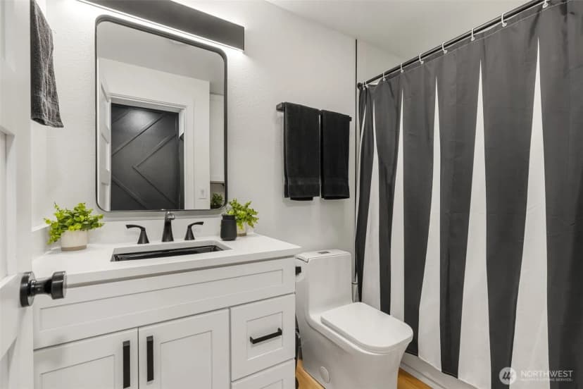 Property photo for 1901 N Tower Avenue, Centralia photo 15