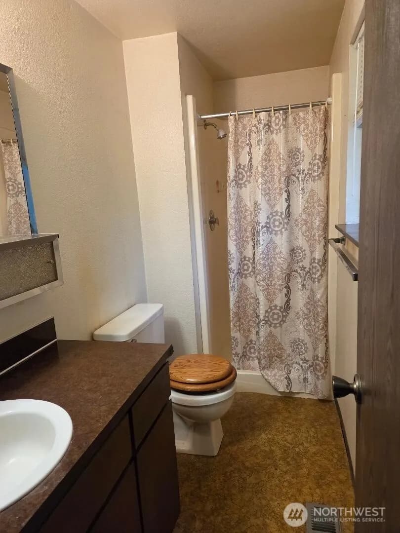 Property photo for 7514 Locust Avenue E, Bonney Lake photo 7