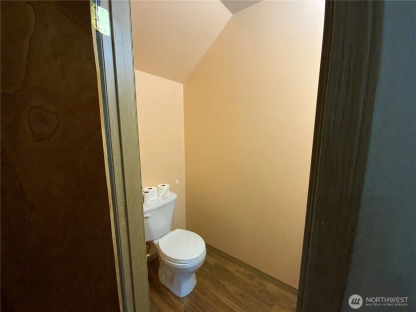 Property photo for 1606 185th Street E, Spanaway photo 21