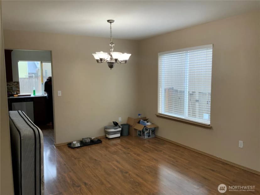 Property photo for 1606 185th Street E, Spanaway photo 2
