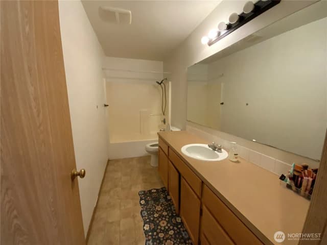 Property photo for 1606 185th Street E, Spanaway photo 5