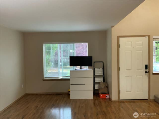 Property photo for 1606 185th Street E, Spanaway photo 3