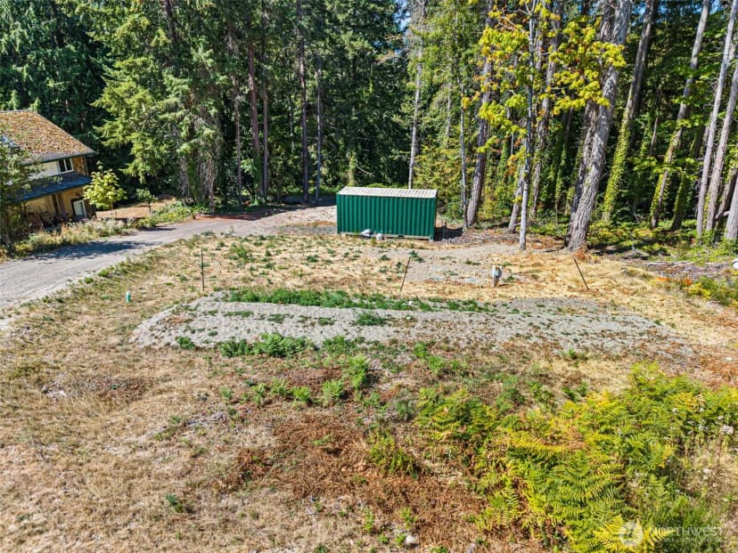 Property photo for 6809 Cliff Avenue Sw, Longbranch photo 10