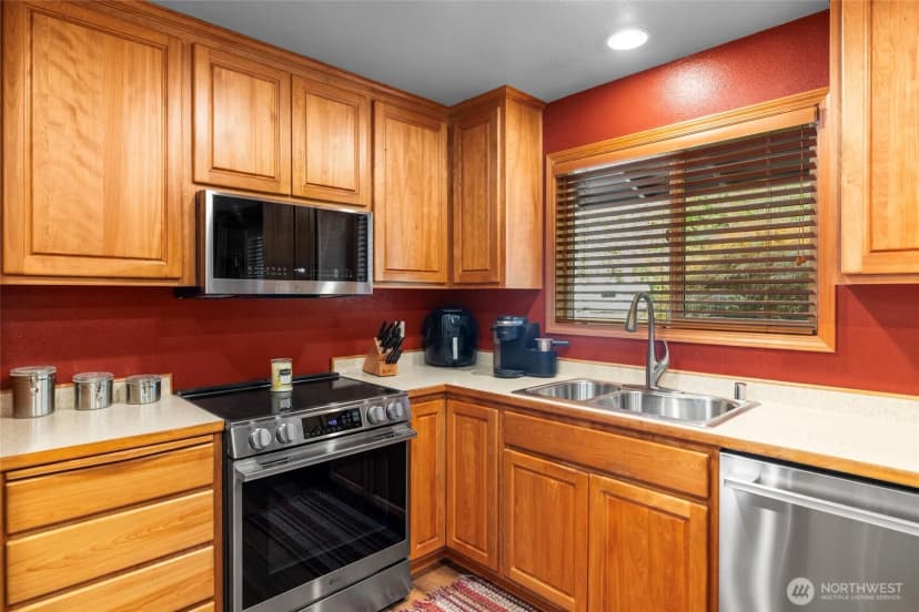 Property photo for 12190 State Route 9, Sedro Woolley photo 8