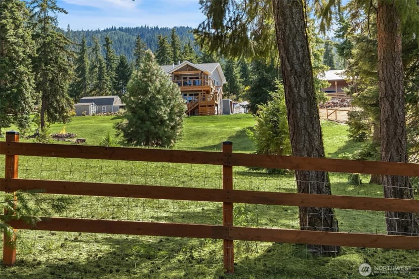 Property photo for 961 Rocky Mountain Way, Cle Elum photo 3