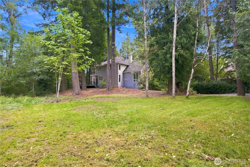 Property photo for 4856 167th Avenue Se, Bellevue photo 26