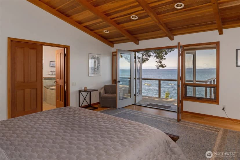 Property photo for 681 Smugglers Cove Road, Friday Harbor photo 8
