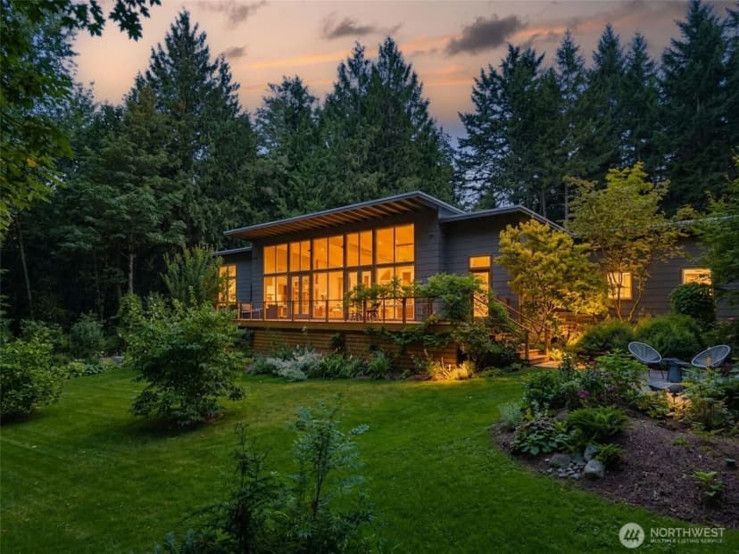 Property photo for 13123 Phelps Road Ne, Bainbridge Island