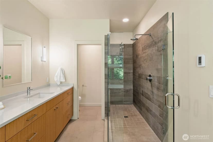 Property photo for 13123 Phelps Road Ne, Bainbridge Island photo 28