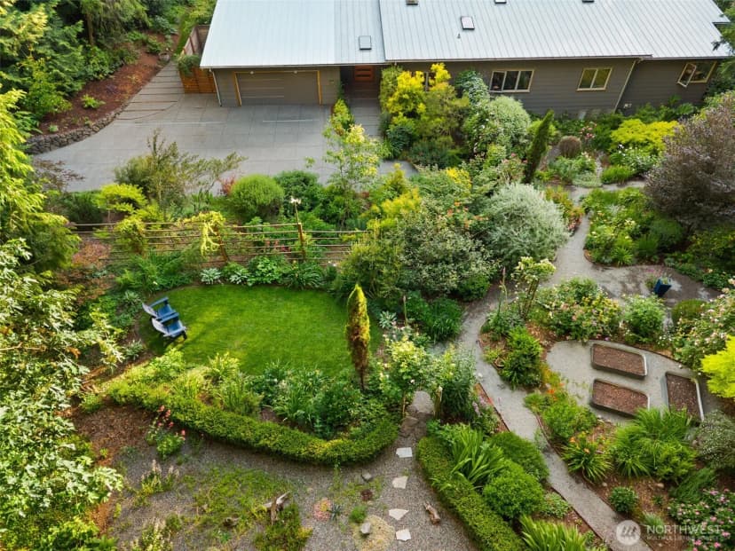 Property photo for 13123 Phelps Road Ne, Bainbridge Island photo 38