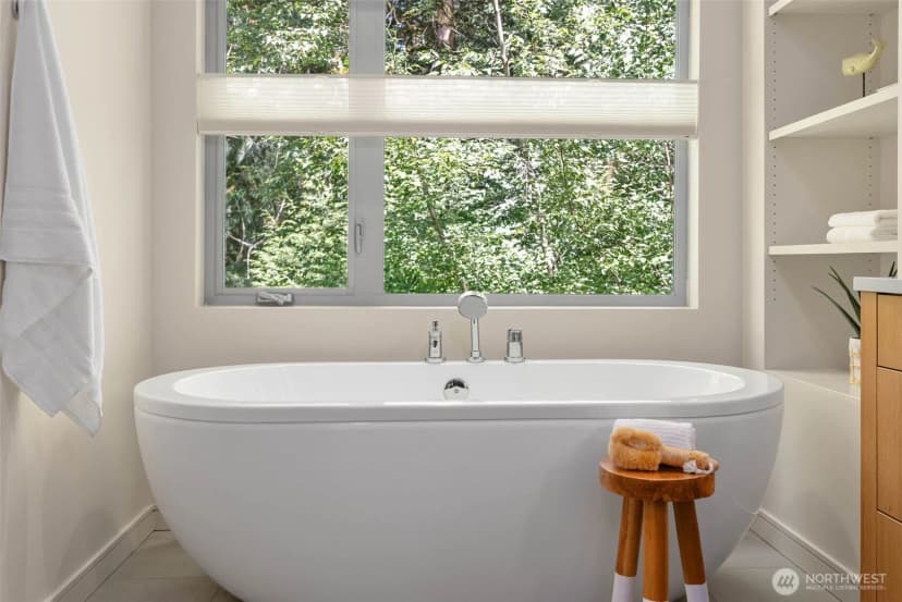 Property photo for 13123 Phelps Road Ne, Bainbridge Island photo 30
