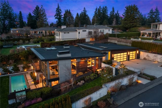 Property photo for 9404 Ne 20th Street, Clyde Hill
