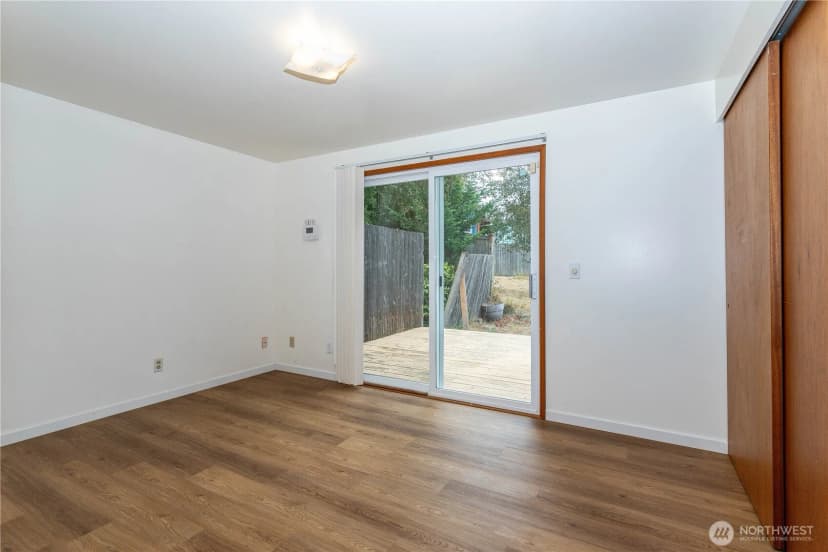 Property photo for 31610 7th Place S, Federal Way photo 14