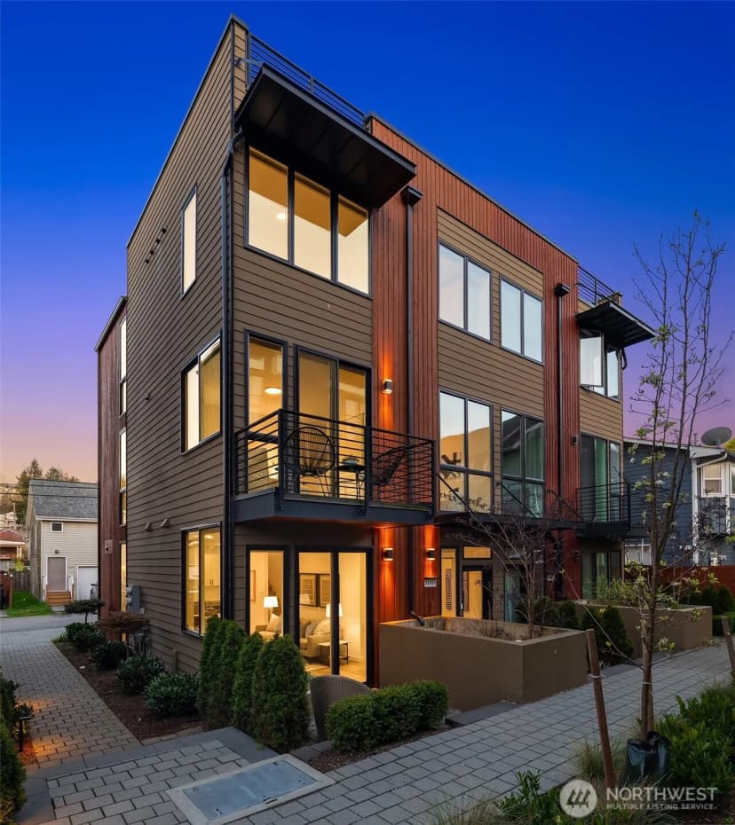 Property photo for 3406 B 34th Avenue W, Seattle