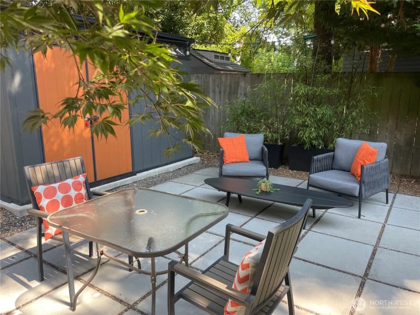 Property photo for 10030 37th Avenue Sw, Seattle photo 6