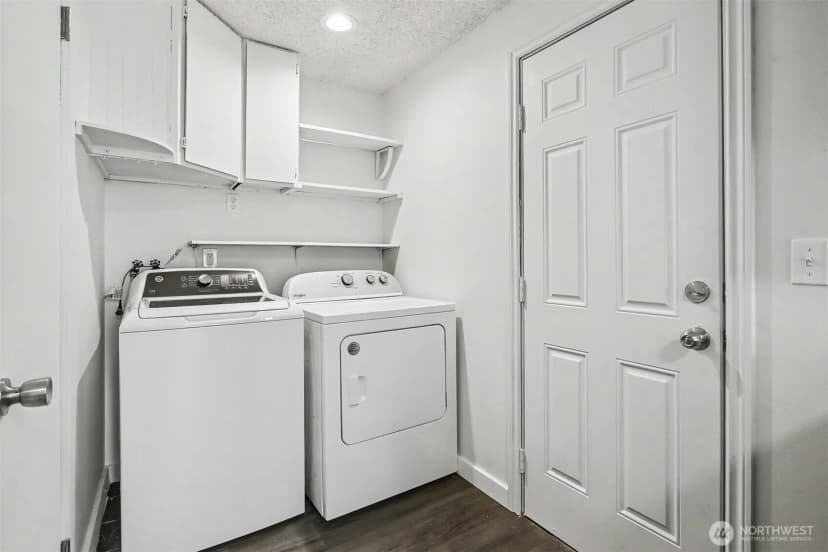 Property photo for 13932 4th Avenue Sw, Burien photo 31