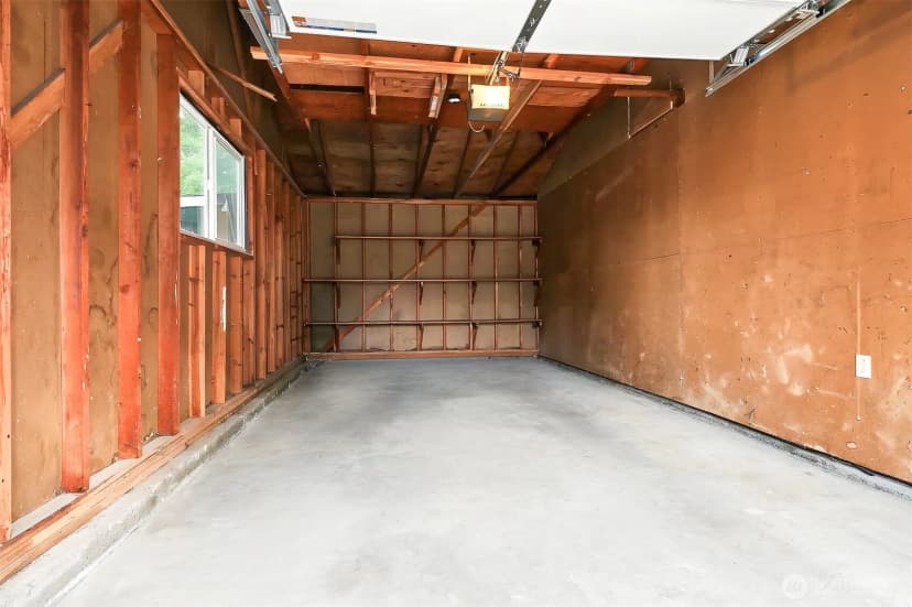 Property photo for 13932 4th Avenue Sw, Burien photo 32