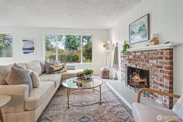 Property photo for 13932 4th Avenue Sw, Burien photo 4