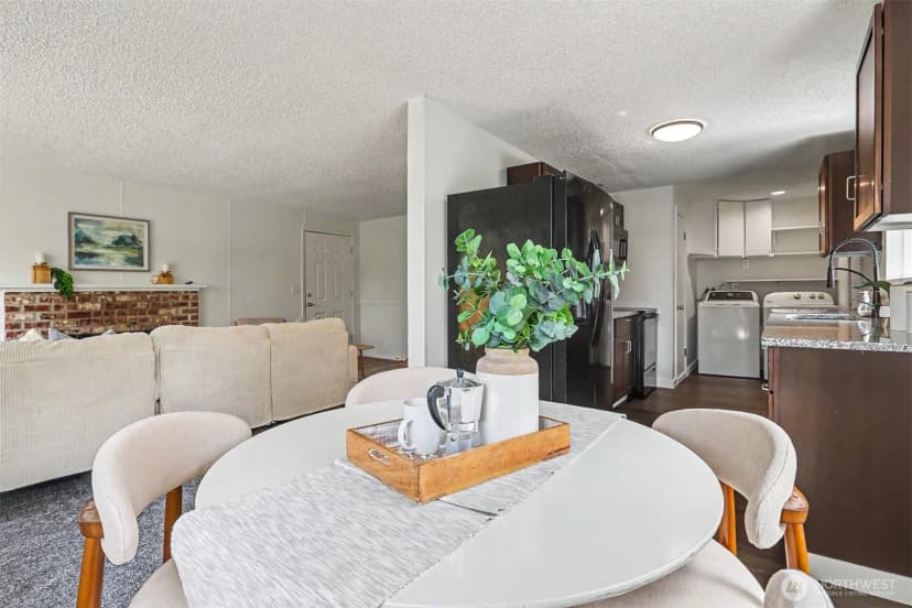Property photo for 13932 4th Avenue Sw, Burien photo 10