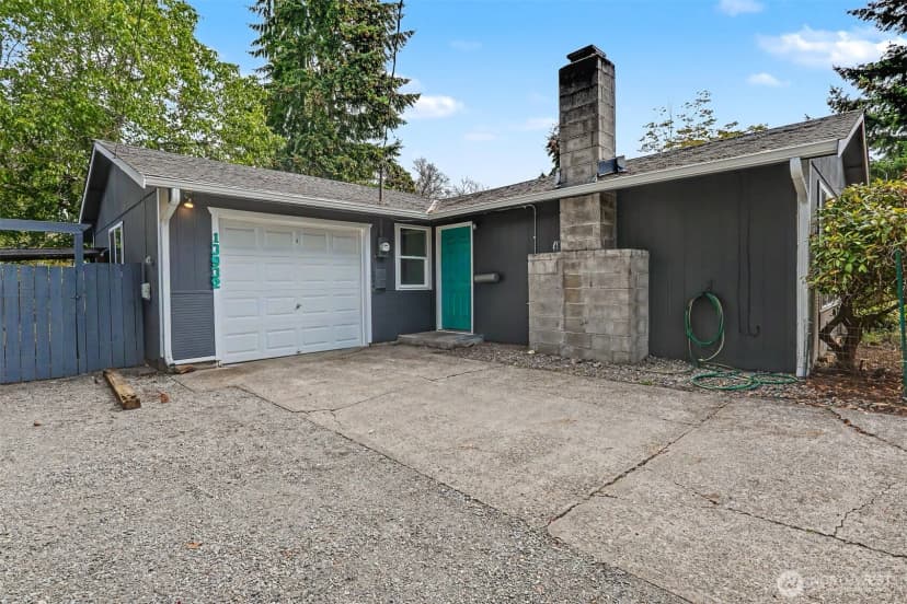 Property photo for 13932 4th Avenue Sw, Burien photo 3