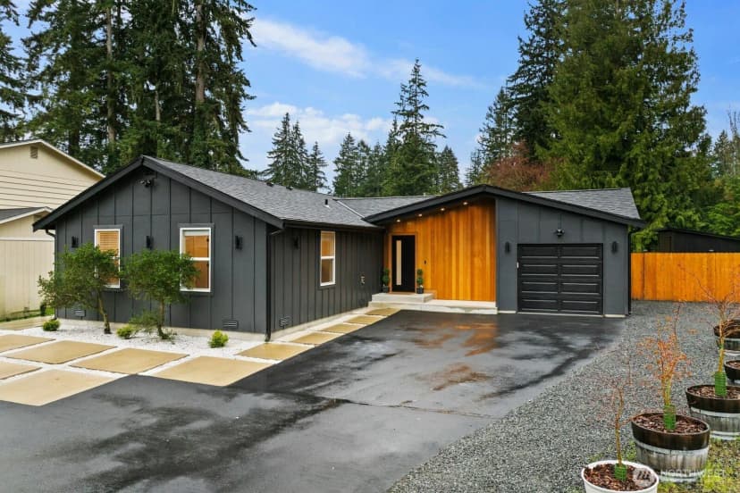 Property photo for 11124 29th Drive Se, Everett photo 28
