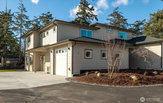 Property photo for 205 Ne Third Street, Coupeville