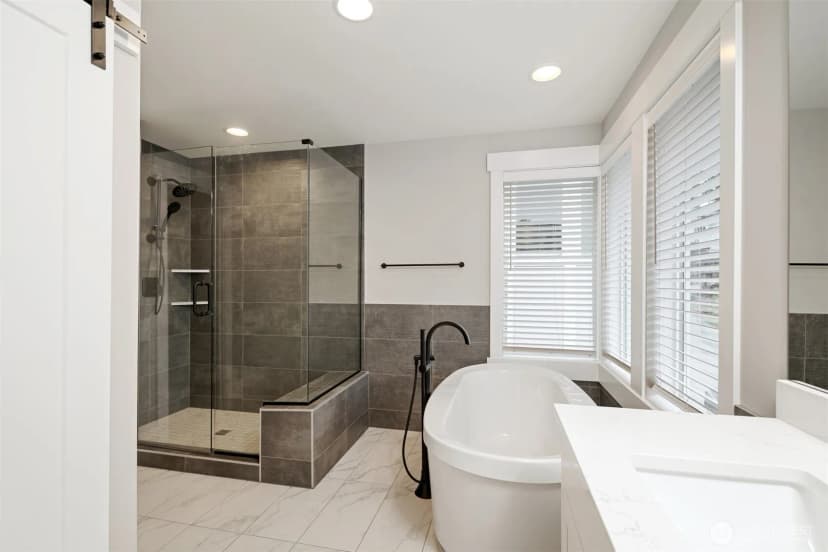 Property photo for 13025 75th Place S, Seattle photo 21