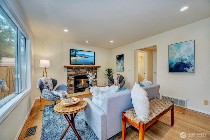 Property photo for 13133 Ne 74th Street, Kirkland photo 18