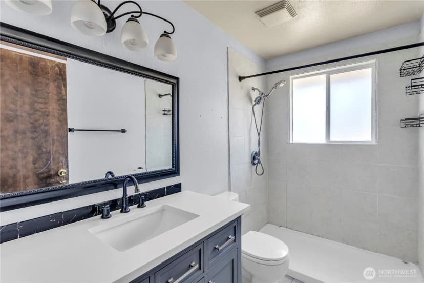 Property photo for 5029 80th Avenue Ct E, Fife photo 16
