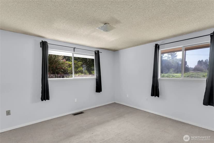 Property photo for 5029 80th Avenue Ct E, Fife photo 14