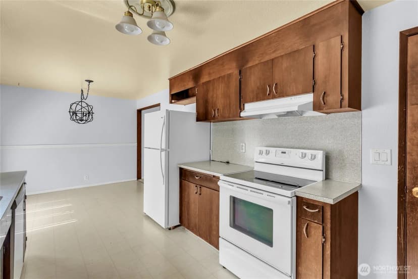 Property photo for 5029 80th Avenue Ct E, Fife photo 12