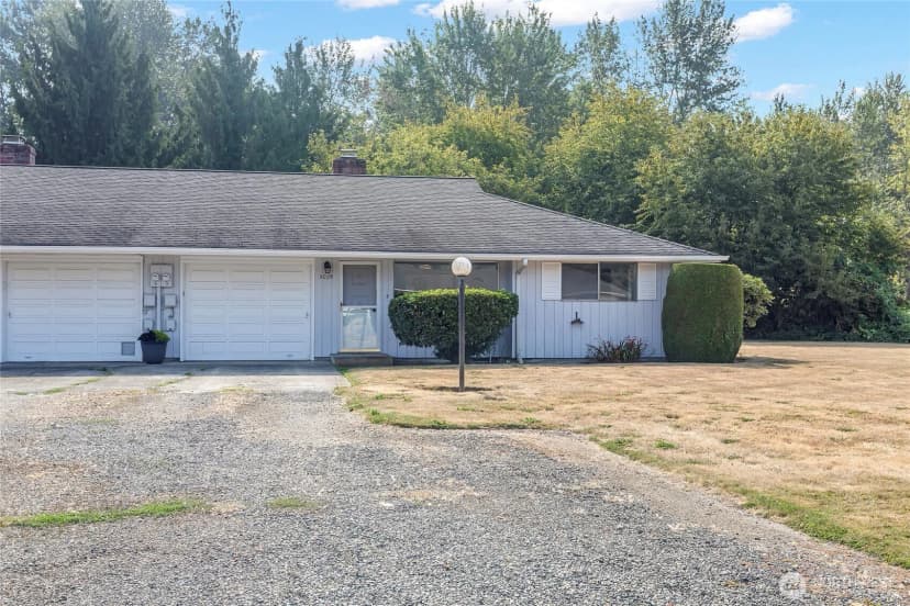 Property photo for 5029 80th Avenue Ct E, Fife photo 2