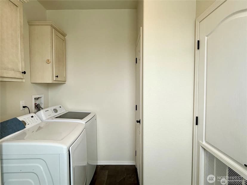 Property photo for 607 37th Street Se #99a, Auburn photo 13