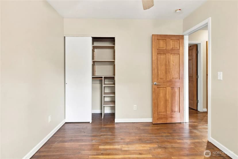 Property photo for 29035 38th Avenue S, Auburn photo 17