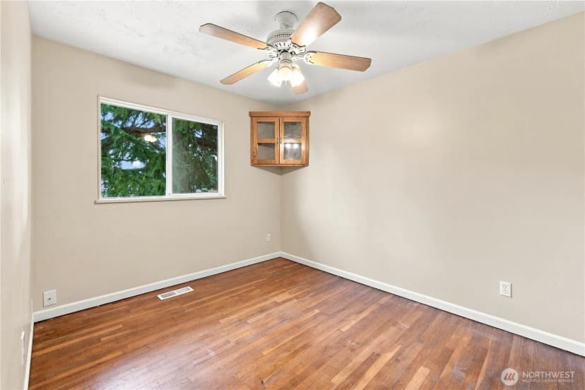 Property photo for 29035 38th Avenue S, Auburn photo 16